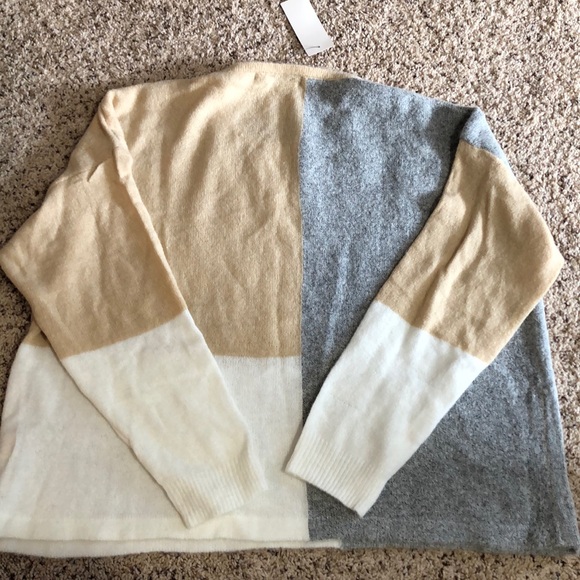 Sweater! - Picture 2 of 3